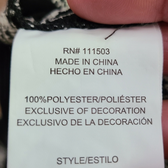 Luxology embroidered wrap black & cream size large - Picture 4 of 7